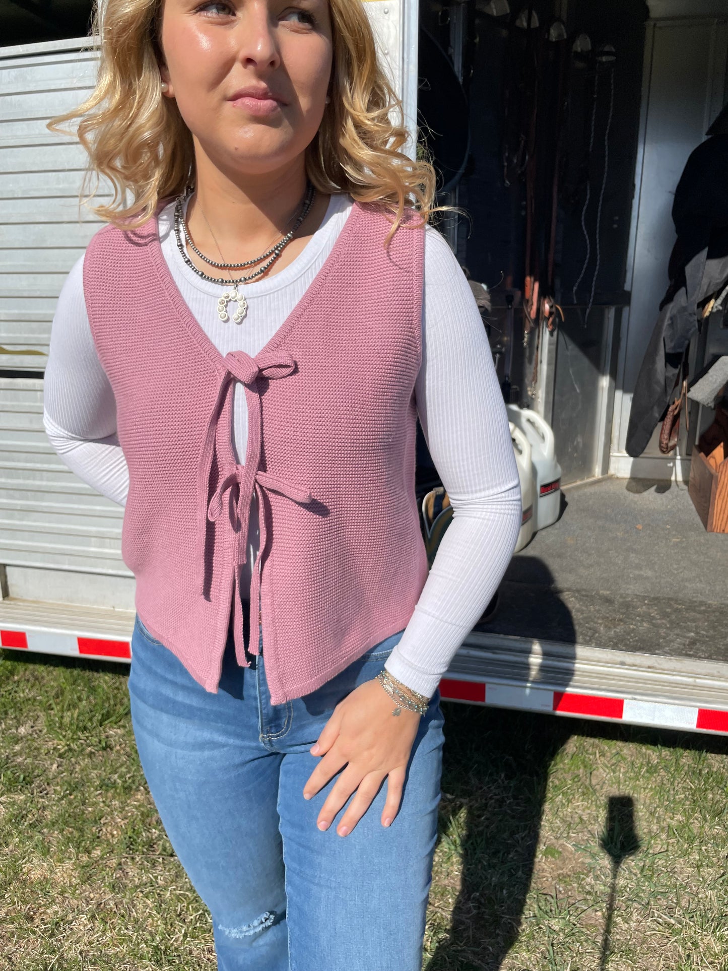 Bow Front Sweater Vest in Rose
