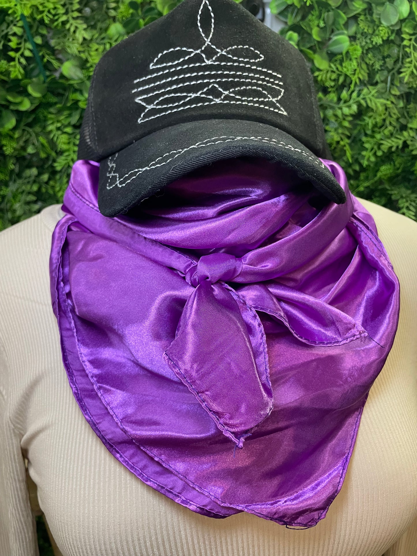 Solid Wild Rag in Violet