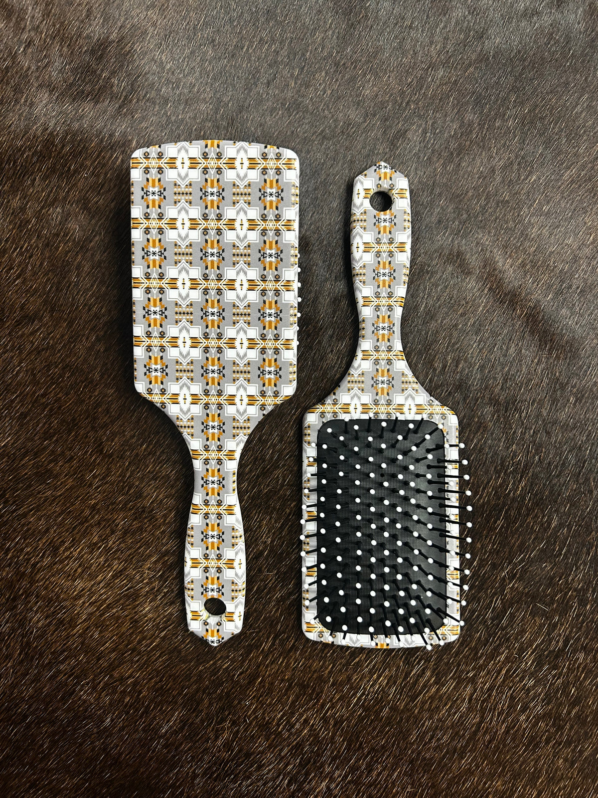 Western Paddle Brush // Grey Aztec