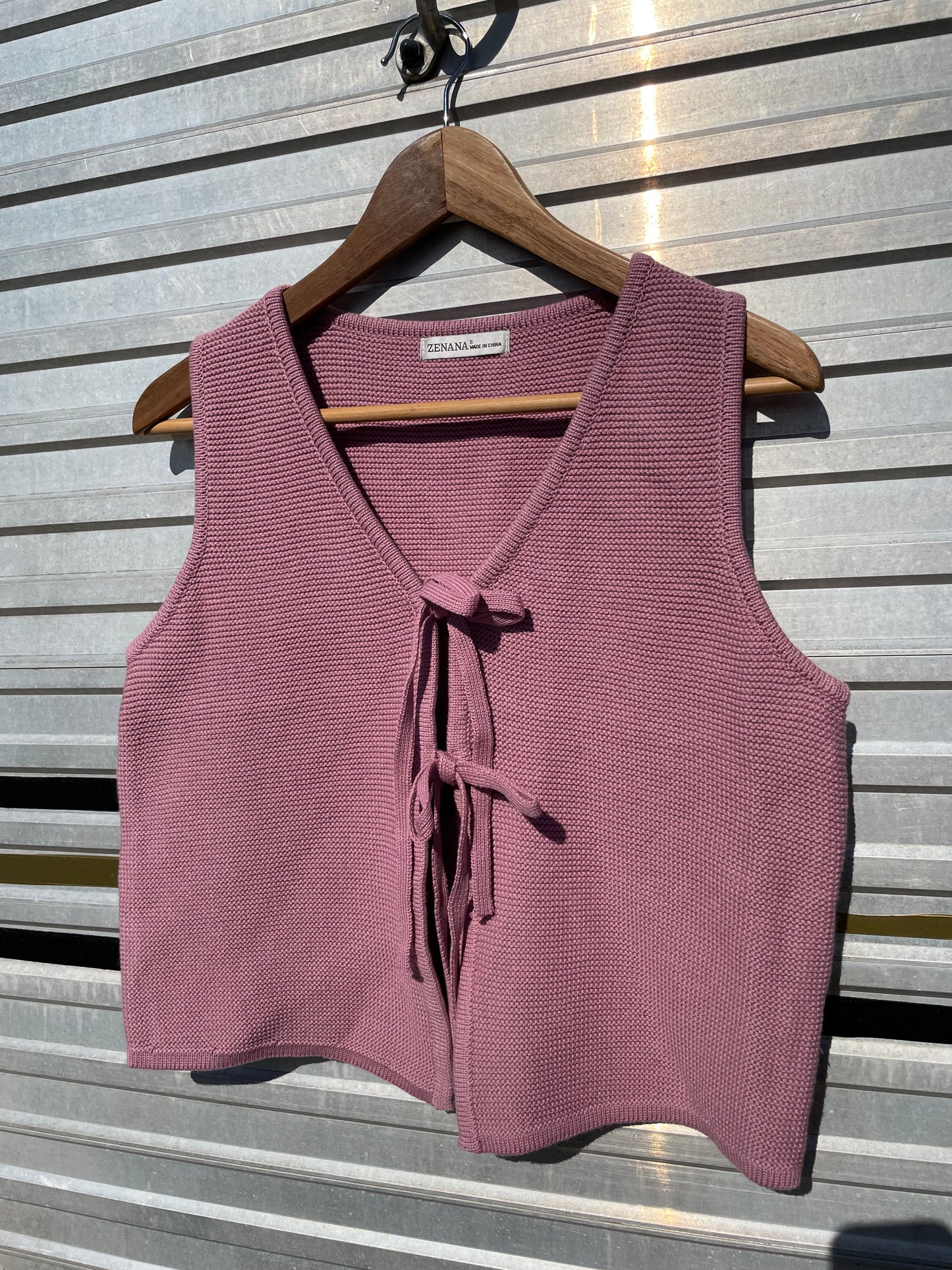 Bow Front Sweater Vest in Rose