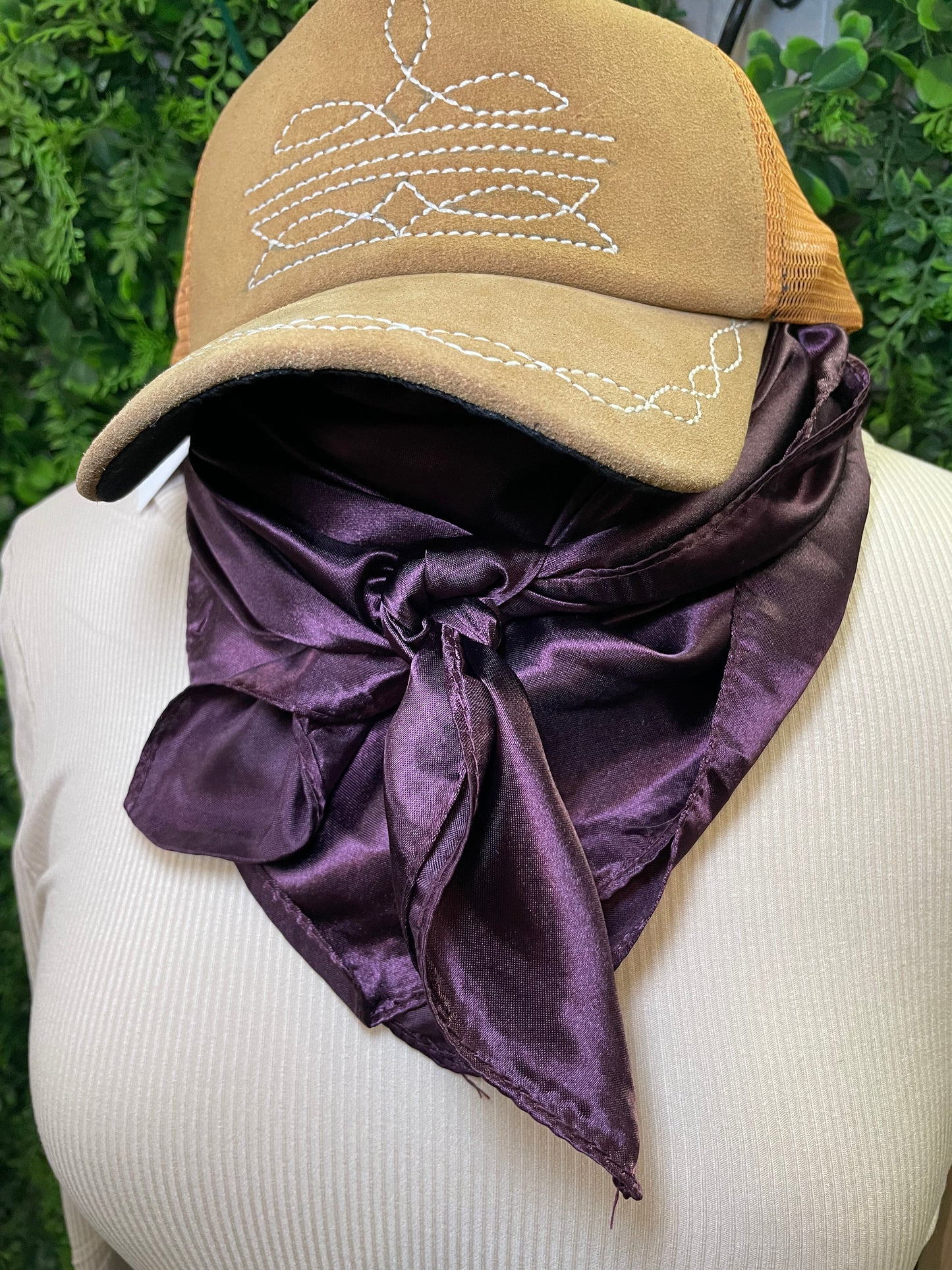 Solid Wild Rag in Grape