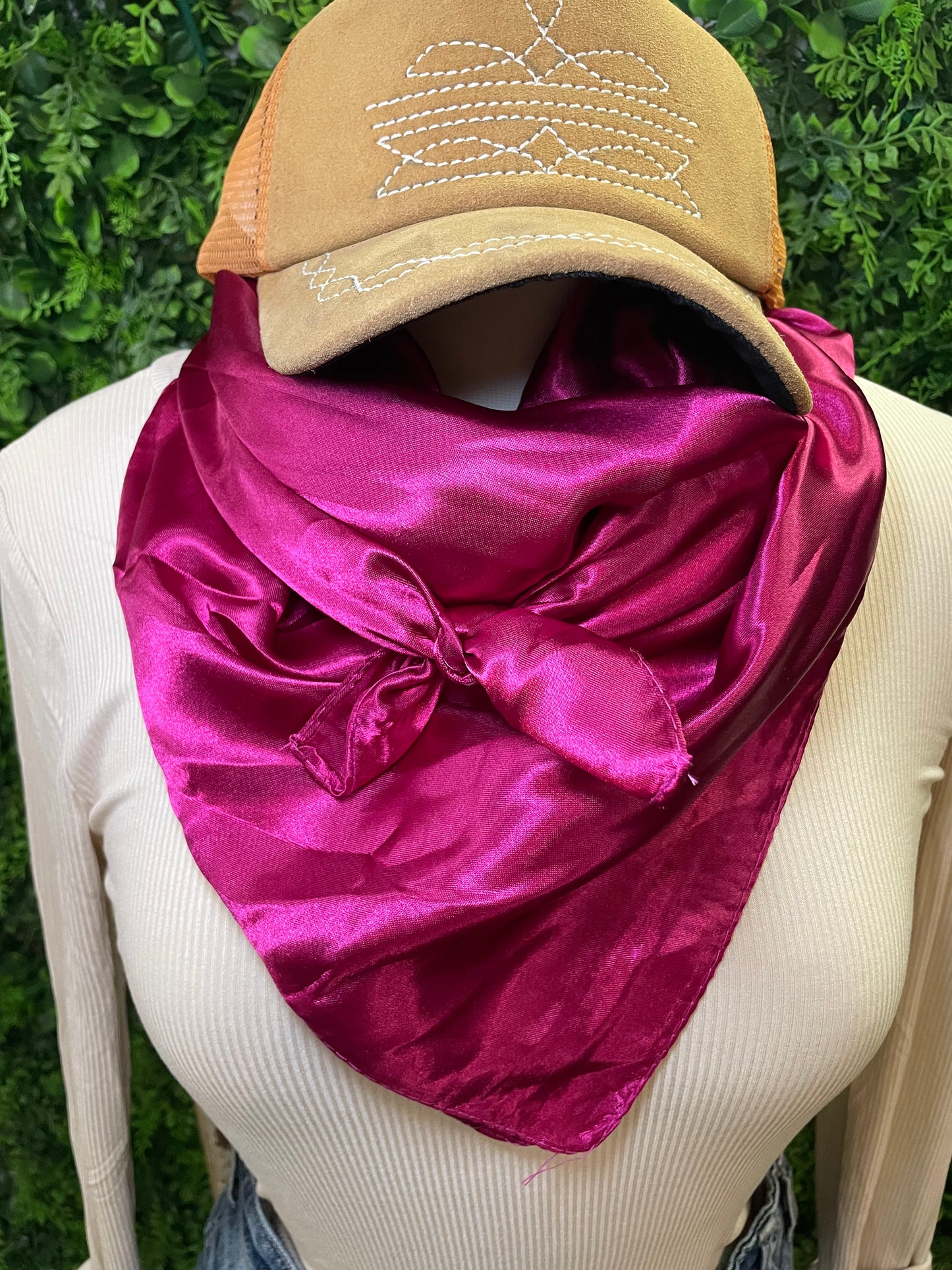 Solid Wild Rag in Magenta