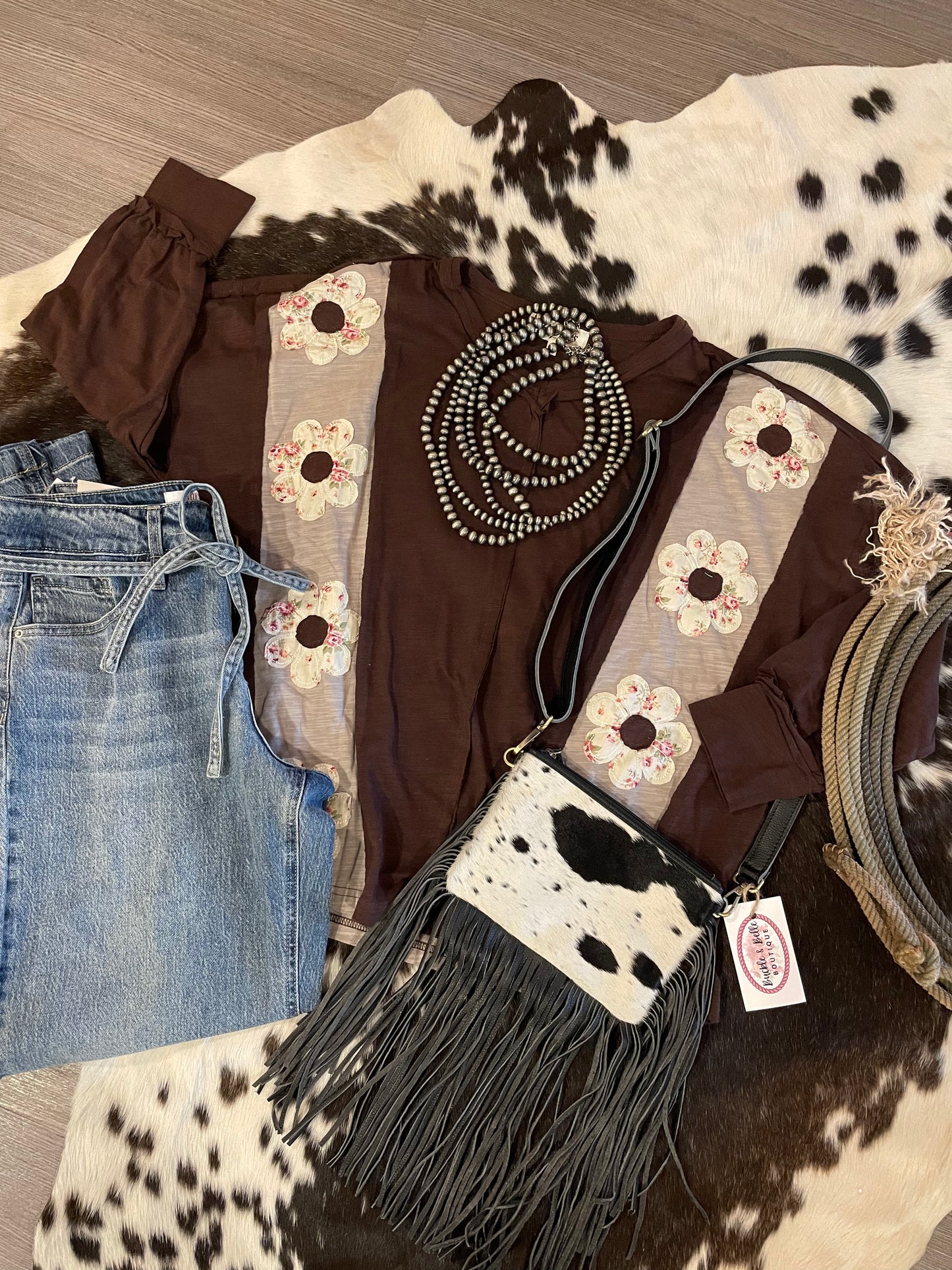 Casual Floral Appliqué Top // Chocolate