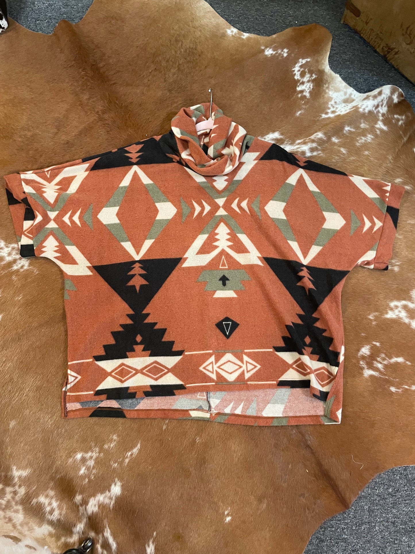 Mesa Aztec Poncho