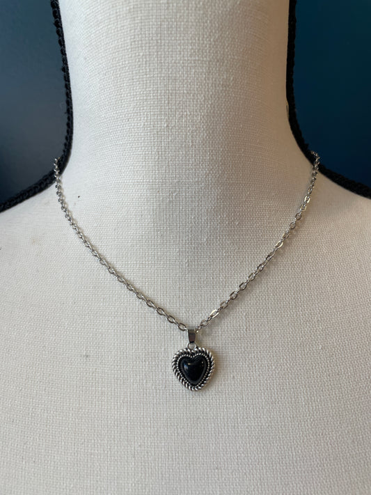 Heart Western Necklace // Black