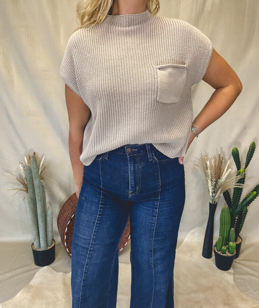 Basic Short Sleeve Cropped Sweater in Neutral