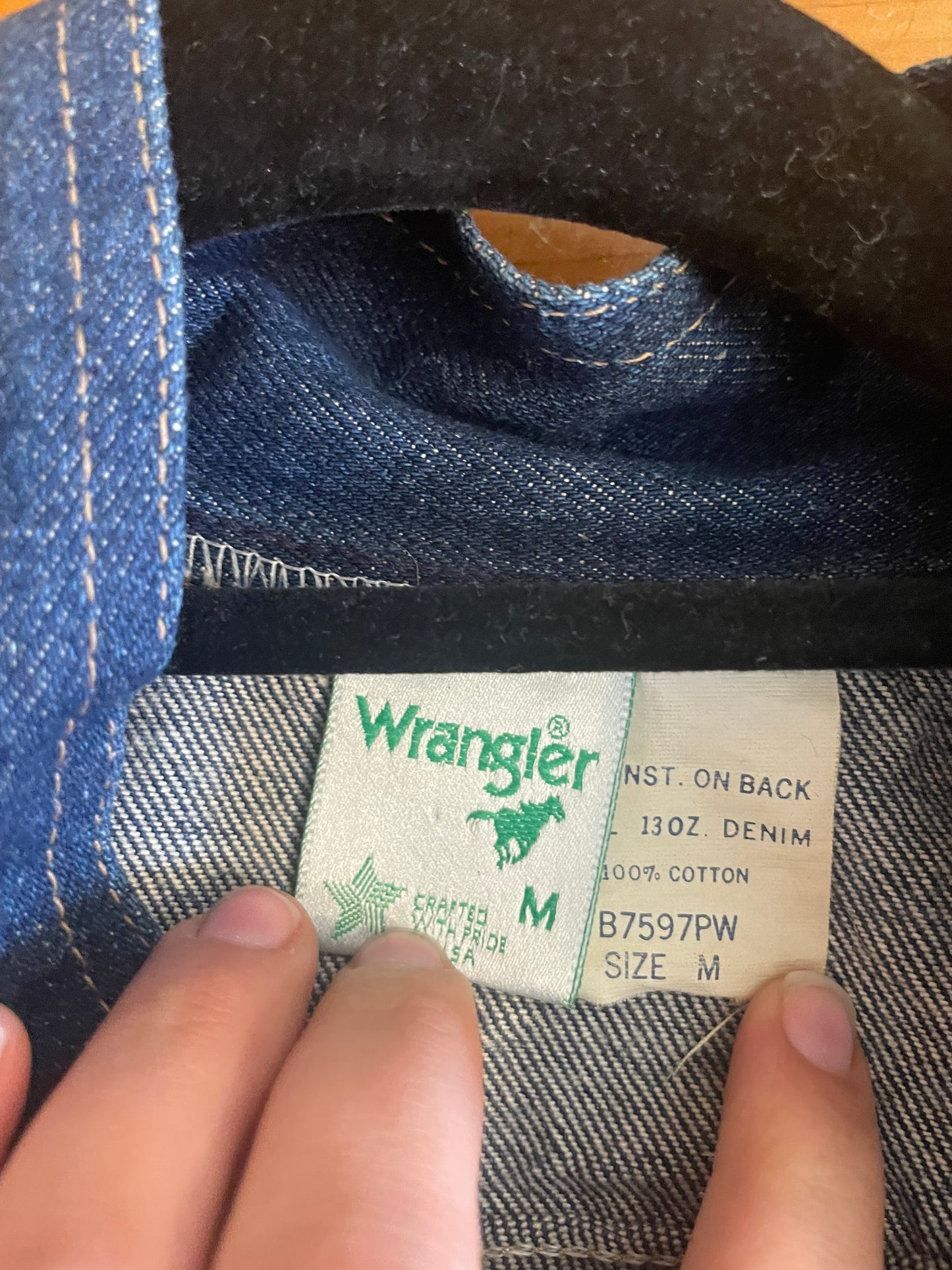 Pre-Loved // 70s Wrangler 13 Oz Cotton Denim Workwear Jacket Size Medium