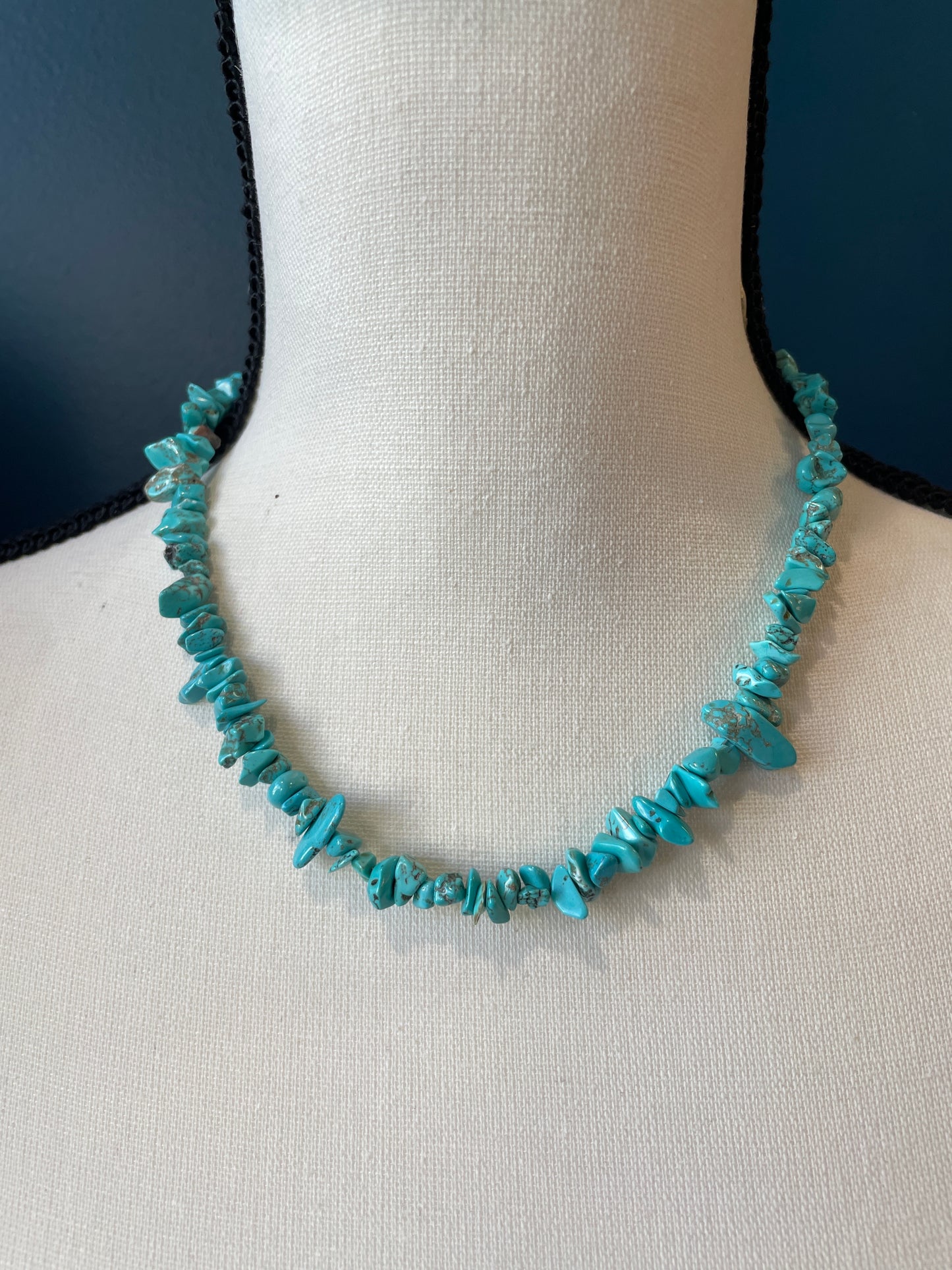 Turquoise Chip Necklace