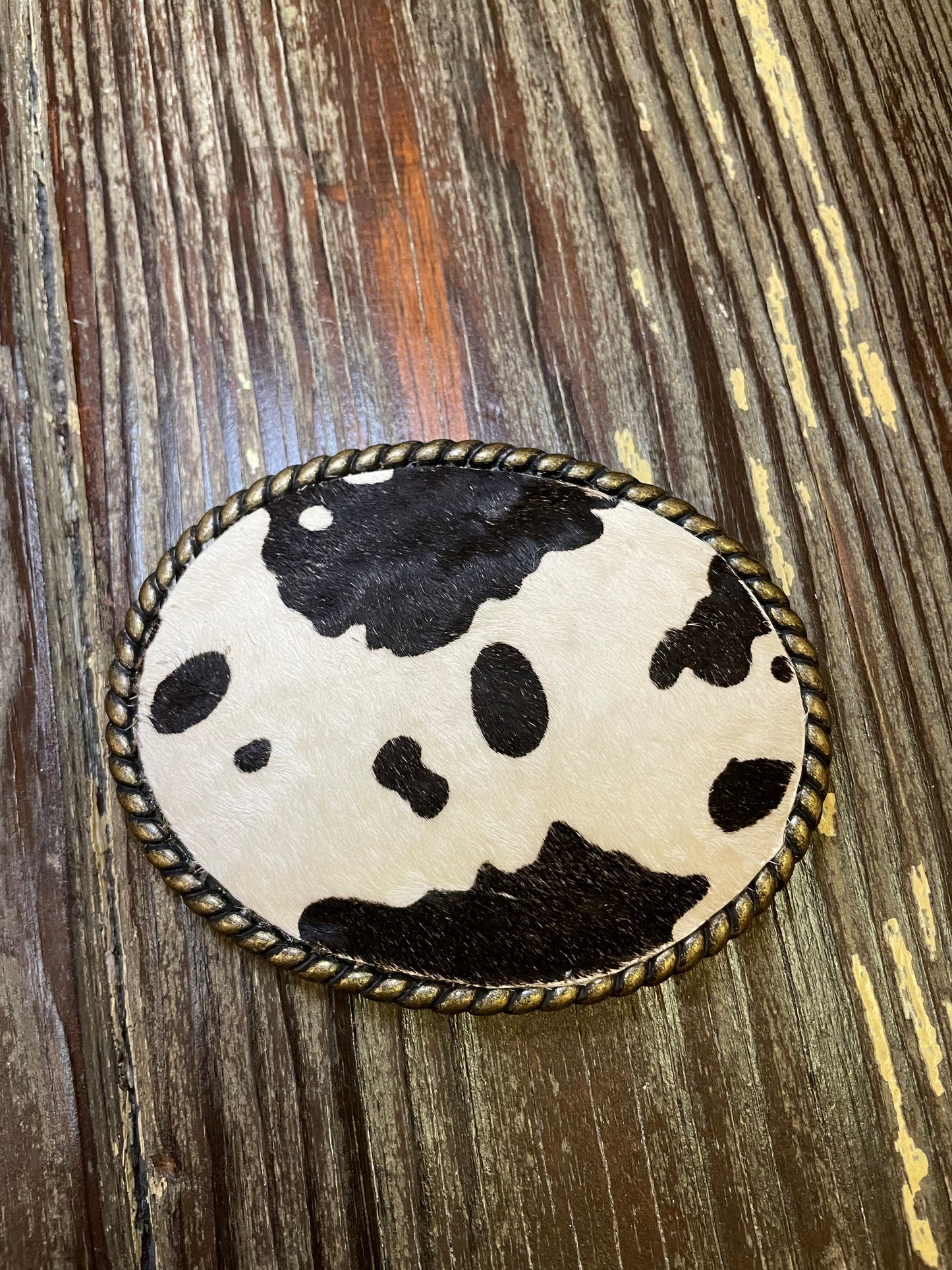 Cowhide Belt Buckle in Black