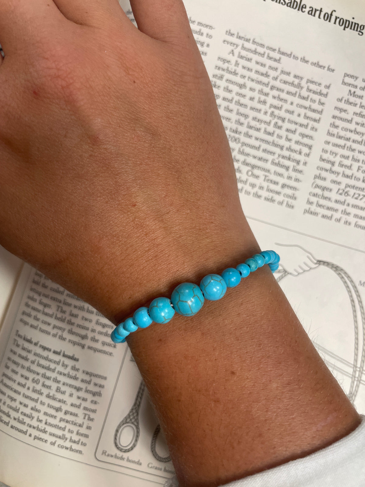 Tapered Turquoise Stretch Bracelet