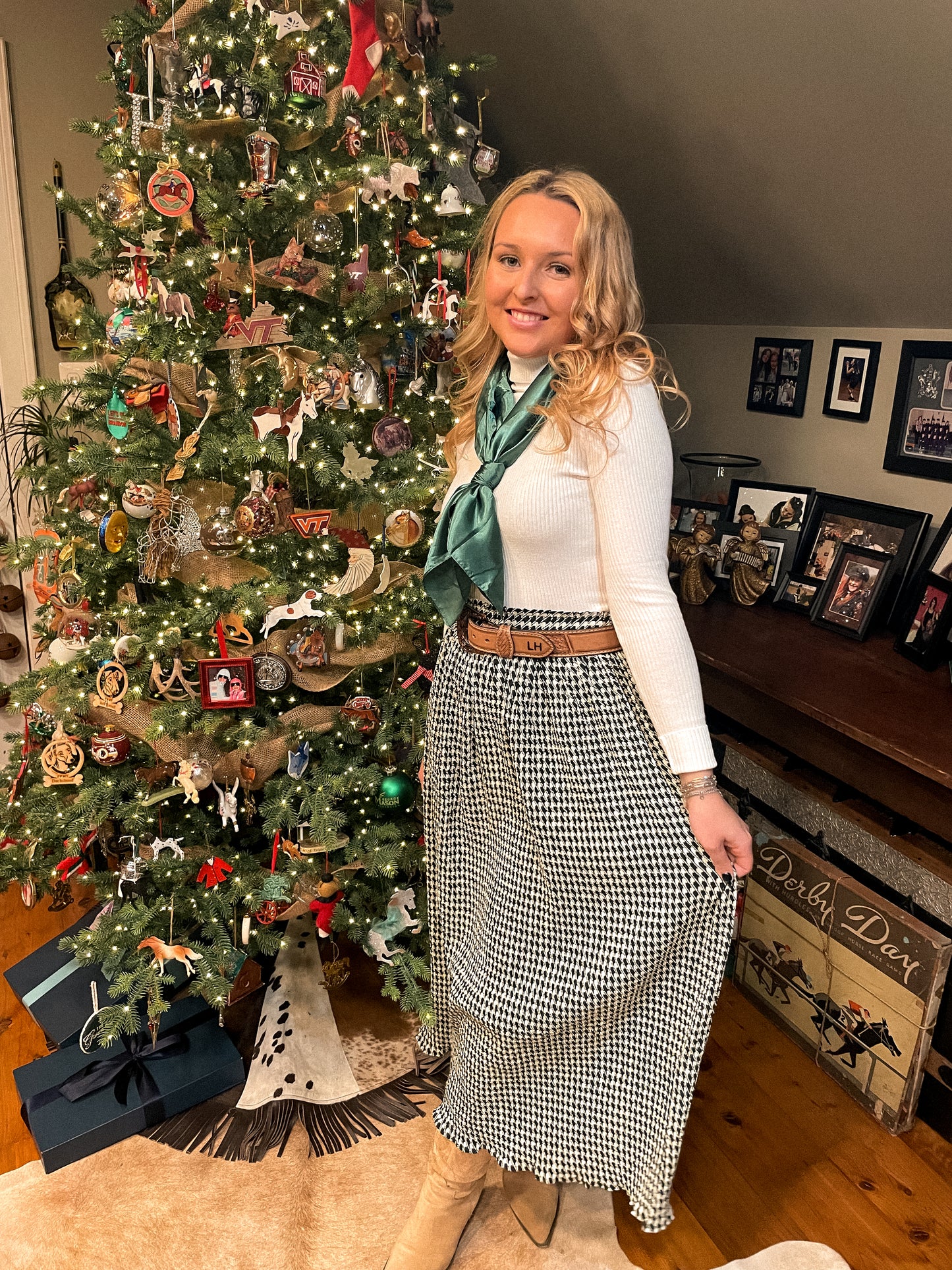 Classic Houndstooth Printed Skirt in Green