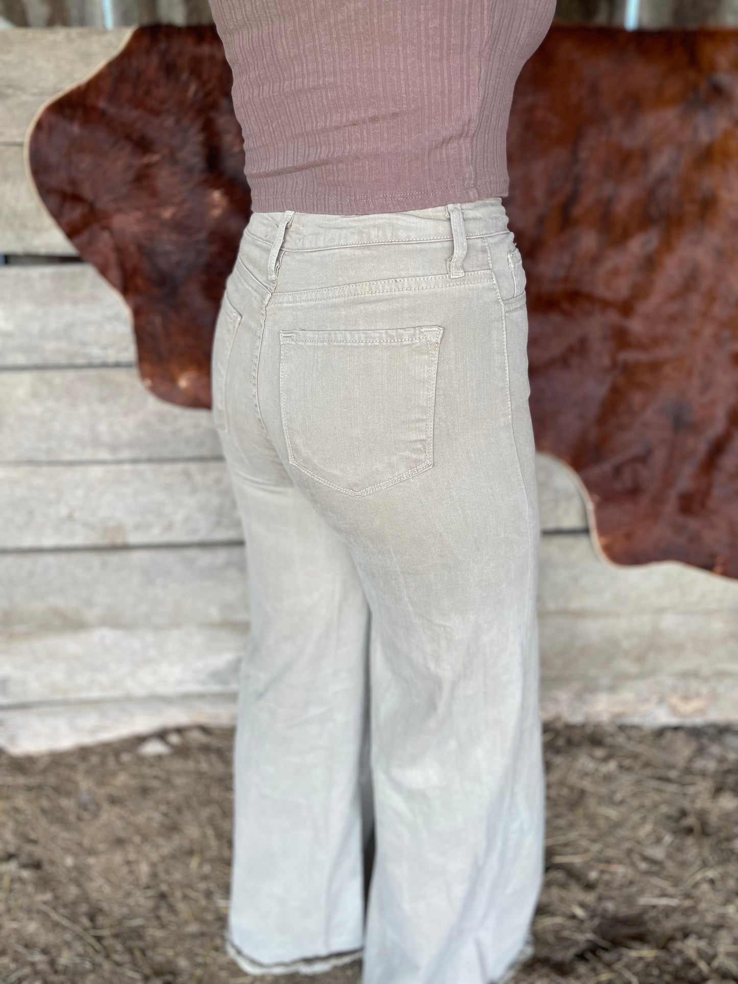 Reno Wide Leg Jeans in Latte