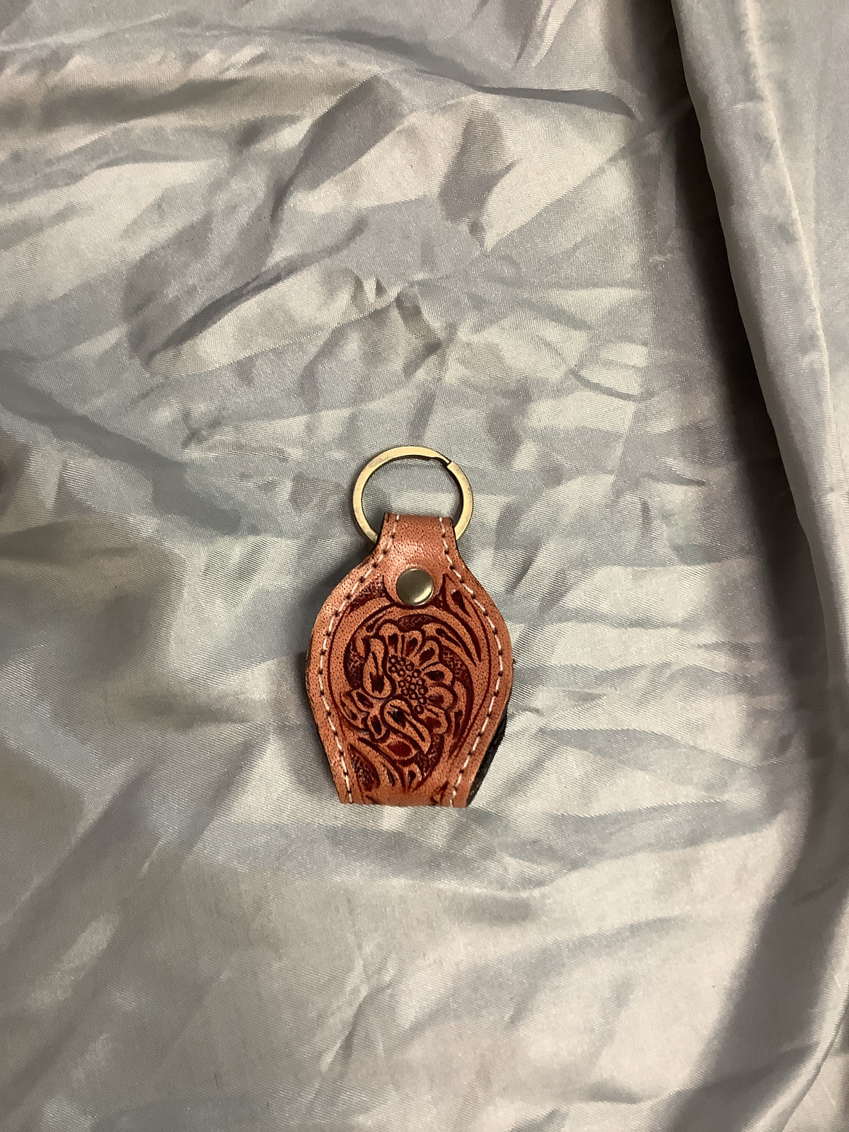 Saddle Stitch Cowhide Loop Keychain