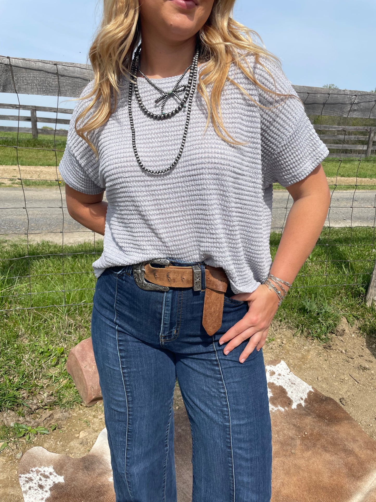 Basic Boxy Waffle Knit Top in Grey
