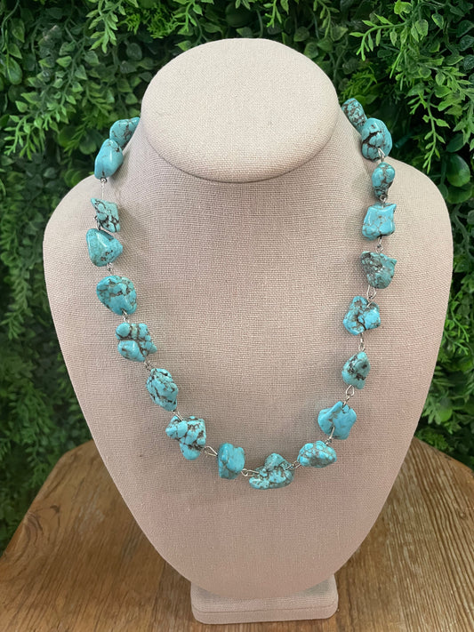 Interlocked Turquoise Stone Necklace