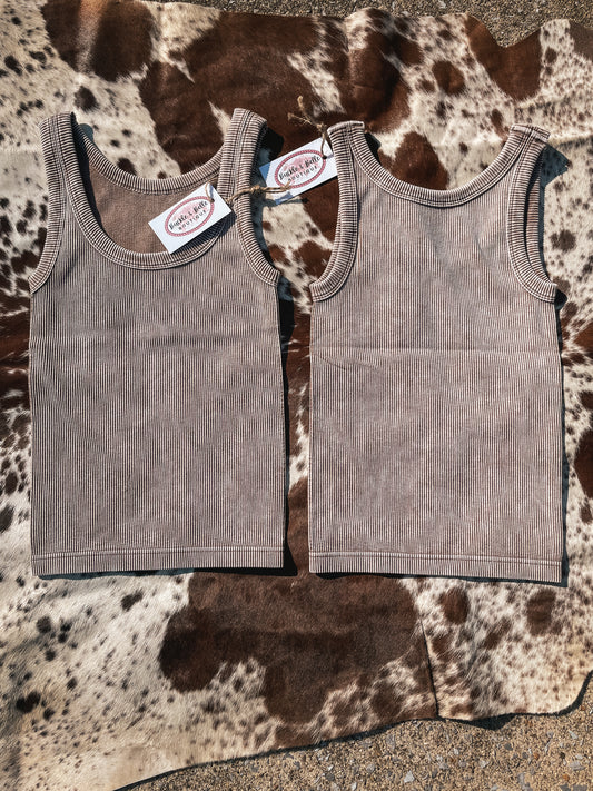 Basic Two-Way Tank // Mocha