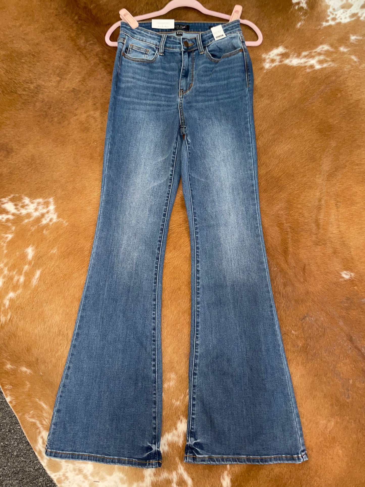 Judy Blue Flare Jeans // Medium Wash