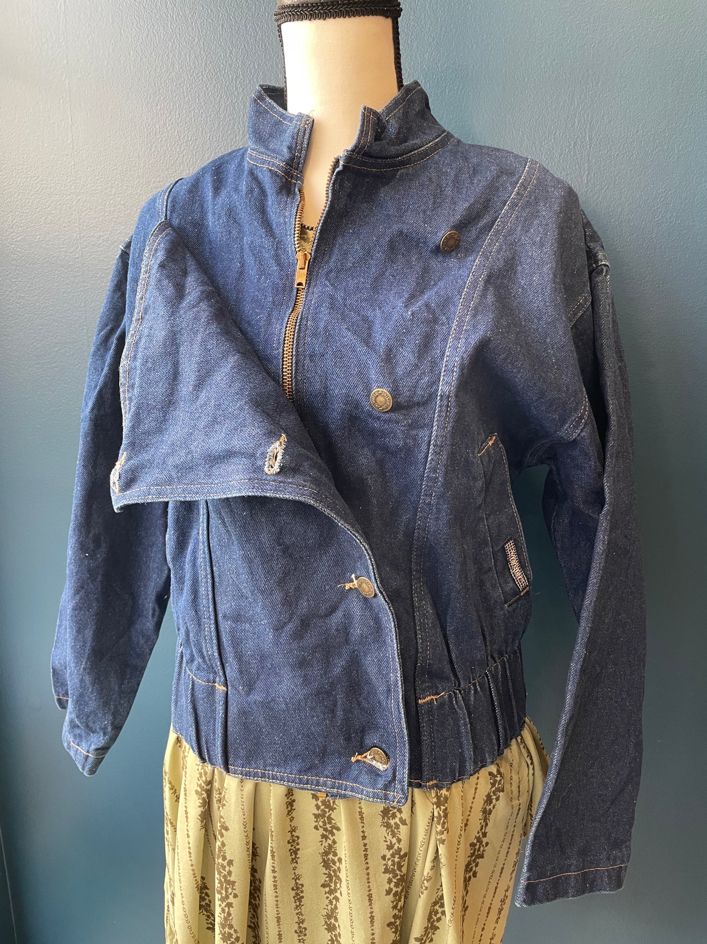 Pre-Loved // 70s Wrangler Western Wear 13 Oz Cotton Denim Workwear Jacket