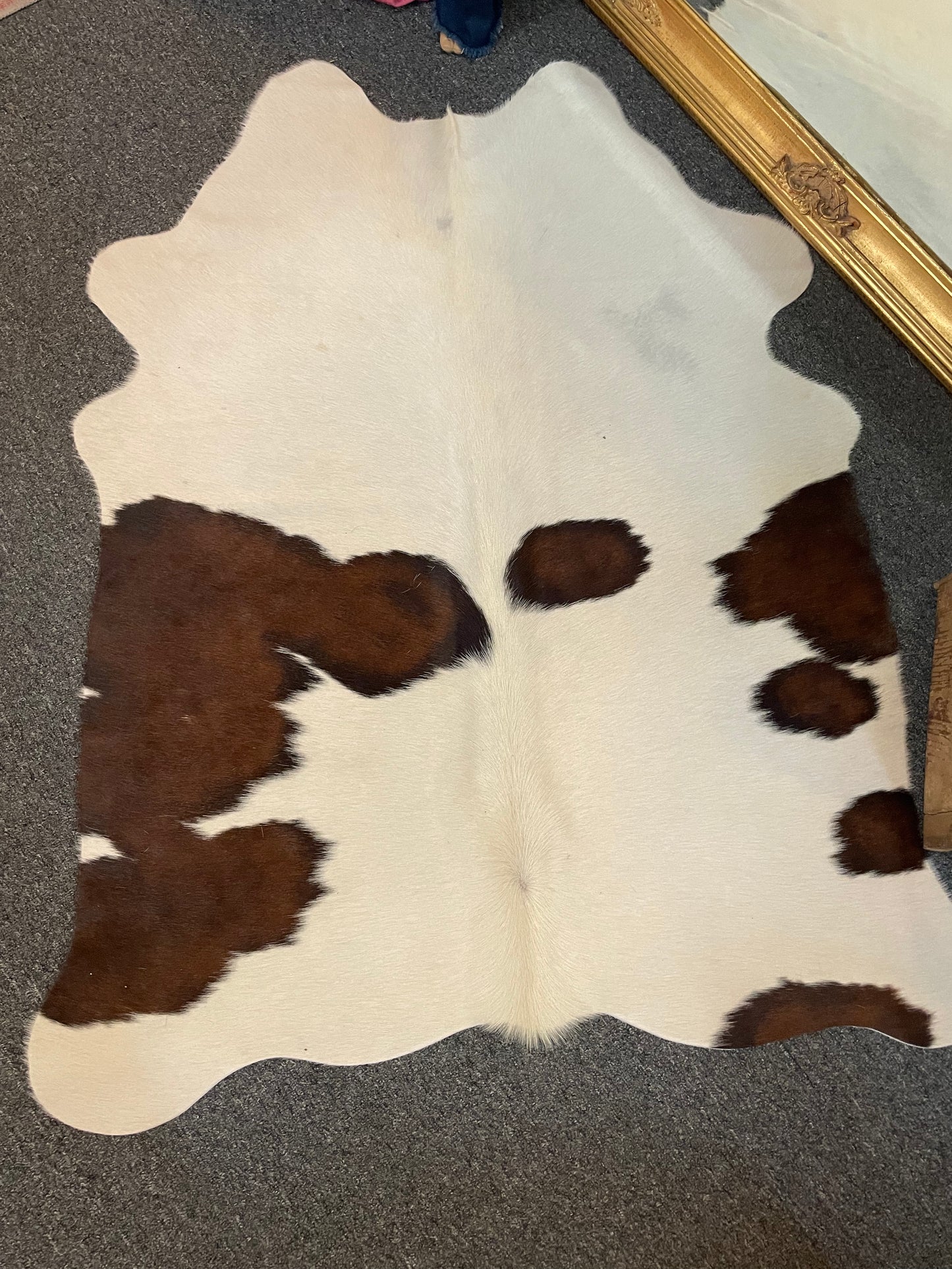 Medium Cowhide No. 1