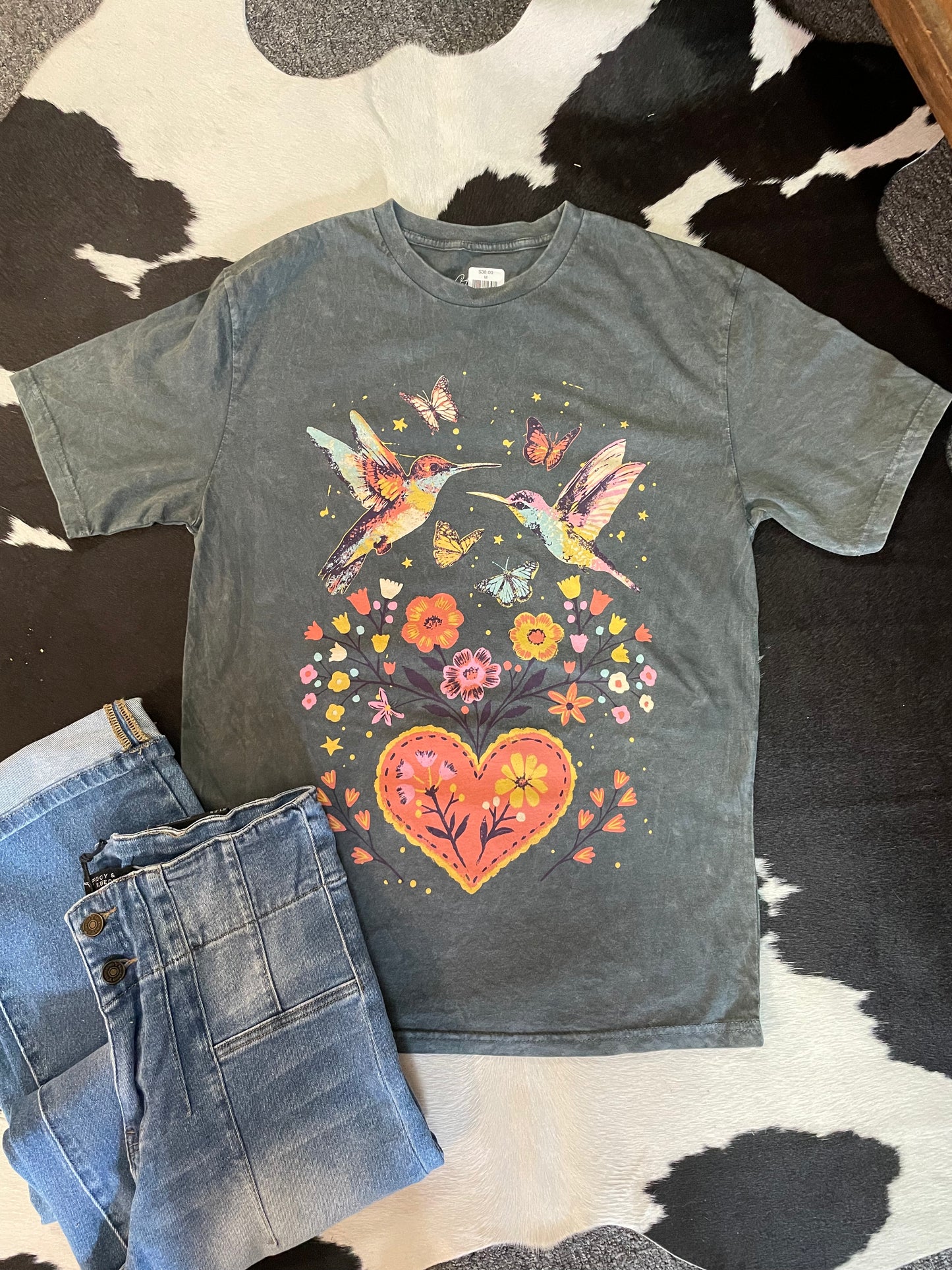 Wildflower Hummingbird Mineral Wash Graphic Tee // Grey