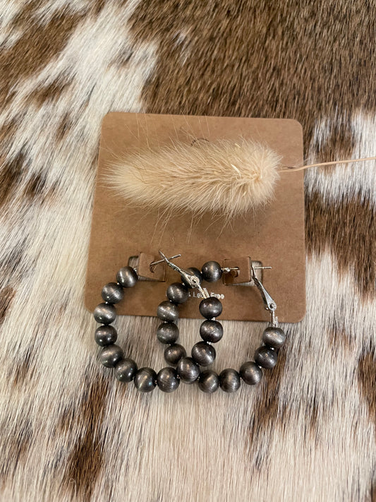 Mini Navajo Pearl Hoops